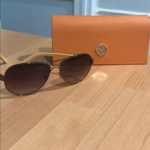 Tory Burch Aviators